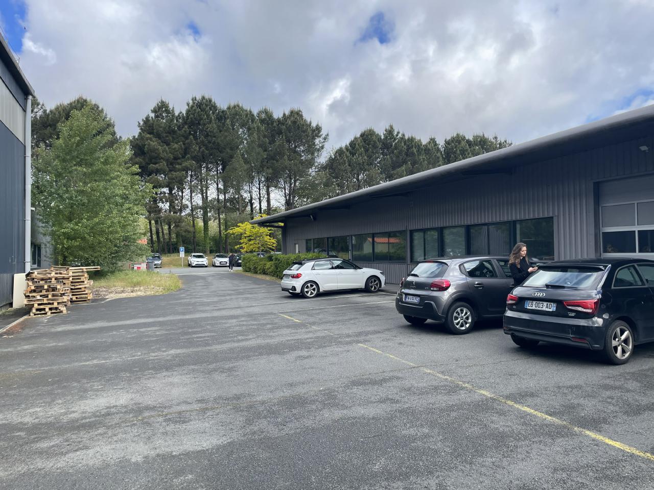 Local d'activité Saint-Médard-d'Eyrans 3280m² Location local d'activité Saint-Médard-d'Eyrans Gironde OLACT2316440 5